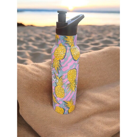 Chubbies Water Bottle Insulated Stainless Steel Blue & Pink Pineapple Swingers - Picture 2 of 6